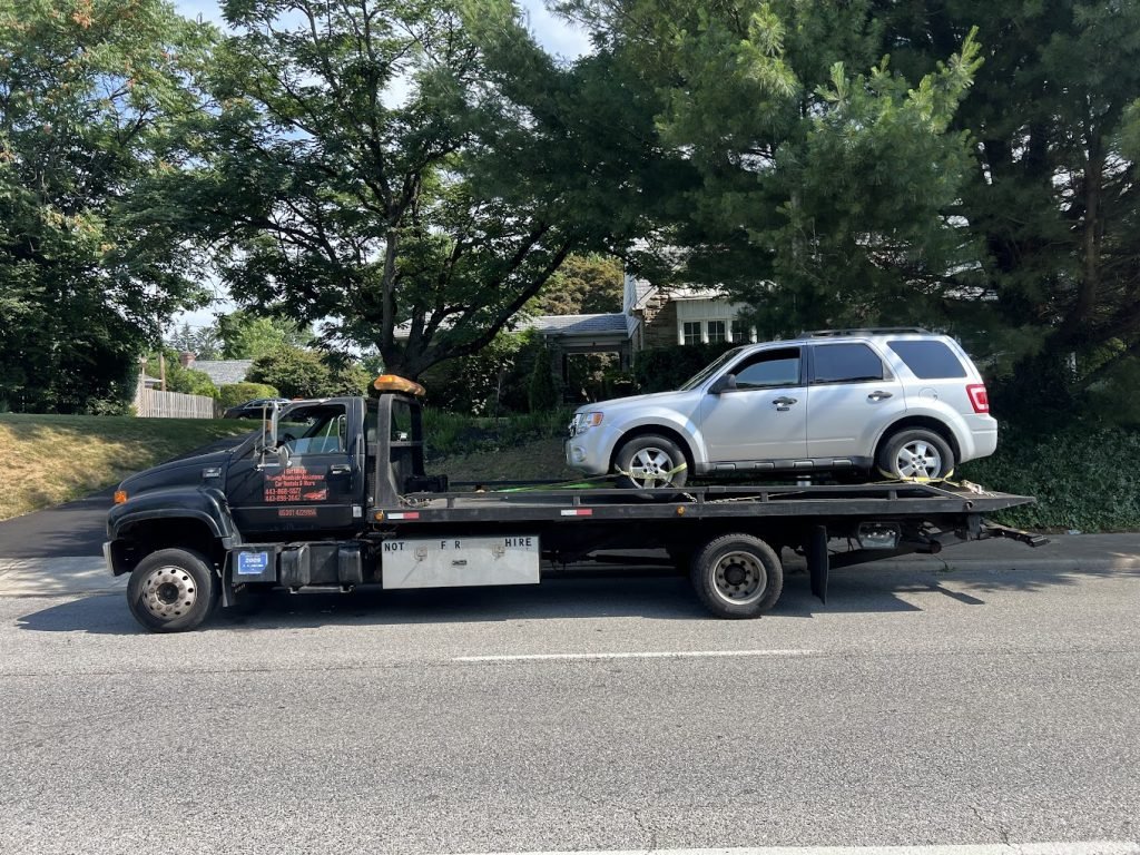 I Got Whipz Towing & Roadside Assistance with a ford escape towing near me at 4 W.Northern Parkway Baltimore,MD 21210