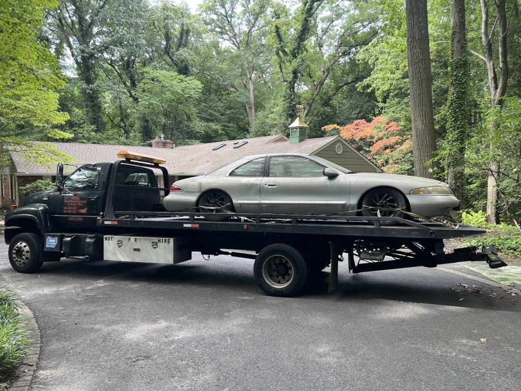 I got Whipz Towing & Roadside Assistance with a low sitting lincoln mark VIII towing near me to 600 Ensor St Baltimore,MD 21202