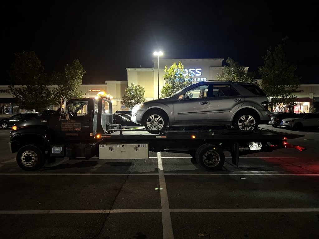 I got Whipz Towing & Roadside Assistance with a grey mercedes mlk320 towing near me from 10000 red run blvd owings mills, MD 21117