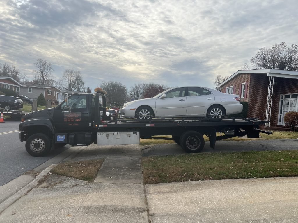 I got Whipz Towing & Roadside Assistance with a grey lexus es towing near me from 3300 Courtleigh dr milford mill, MD 21244 to holbrook rd Baltimore, MD 21133