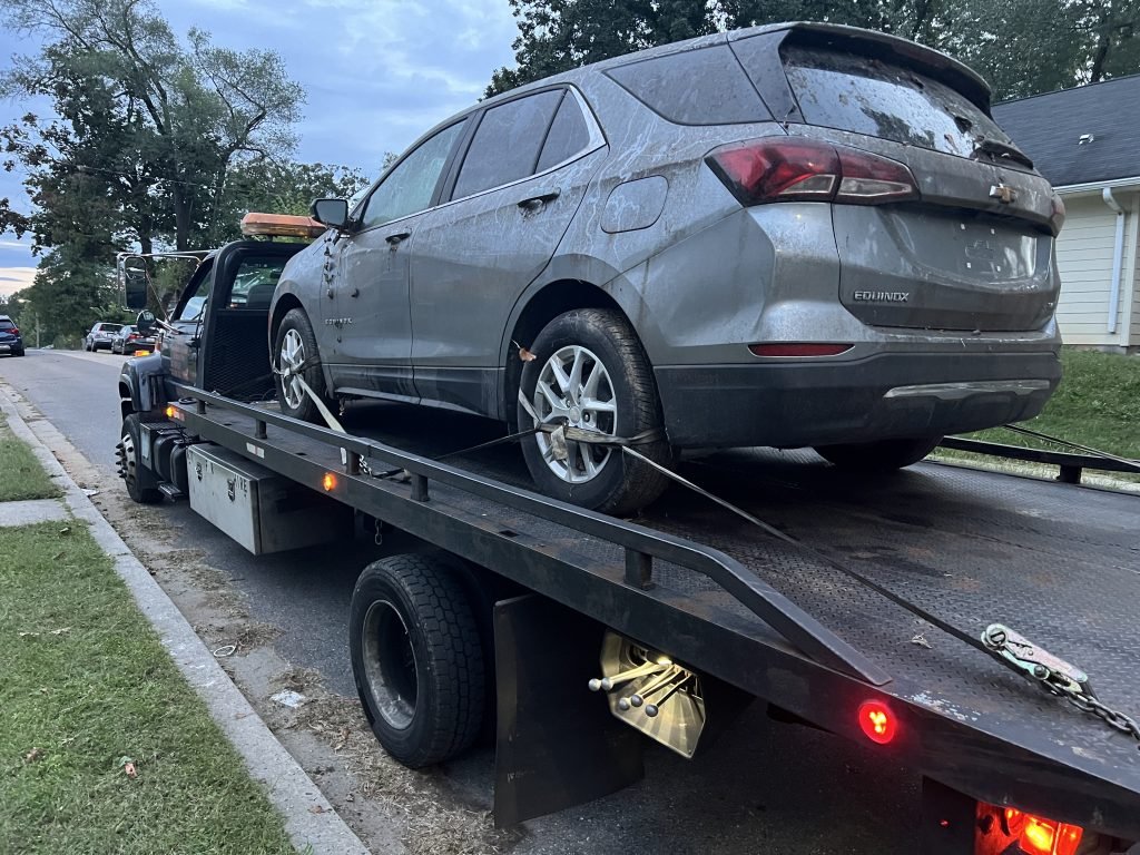 I Got Whipz Towing & Roadside Assistance with a grey chevy equinox suv towing near me from 5201 Norwood Ave, Gwynn Oak, MD 21207 to 6252 Sykesville Rd, Eldersburg, MD 21784