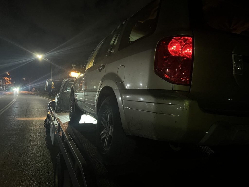 I Got Whipz Towing & Roadside Assistance with a gold honda cr-v truck towing near me from 7920 Ambassador Rd, Windsor Mill, MD 21244 to 3500 Flannery Ln, Gwynn Oak, MD 21207